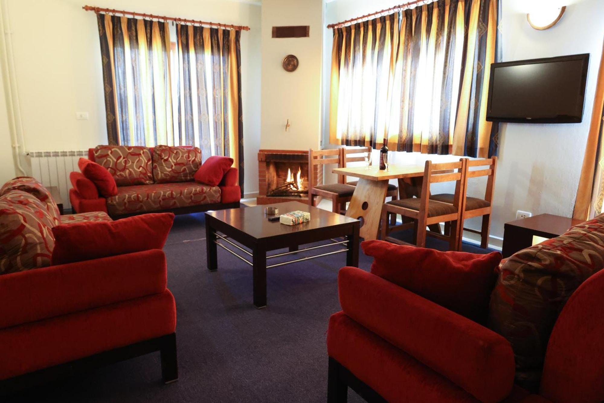 L'Escale Du Mzaar Apartment Faraya Bagian luar foto