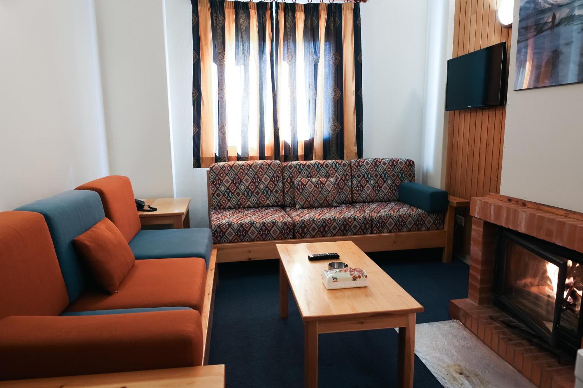 L'Escale Du Mzaar Apartment Faraya Ruang foto